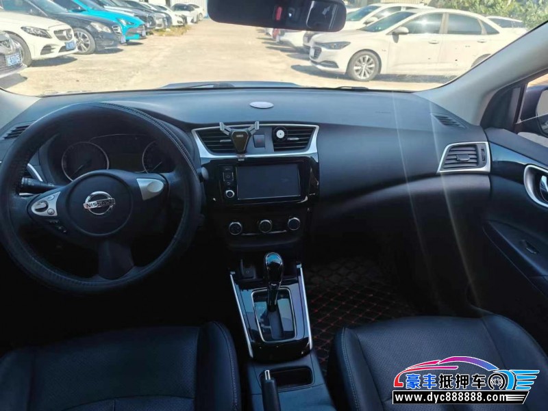 18年日产轩逸轿车抵押车出售