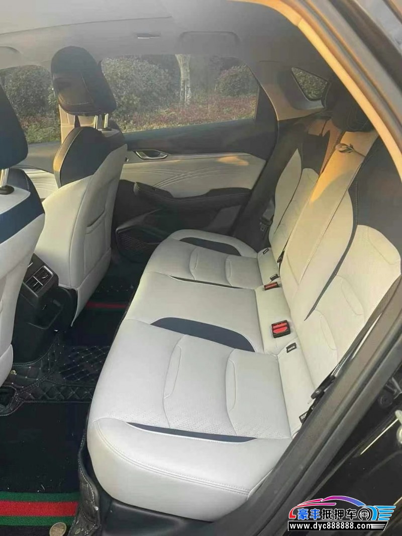 22年吉利星瑞轿车抵押车出售