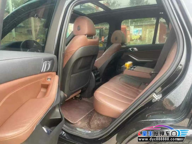 22年宝马X5轿车抵押车出售