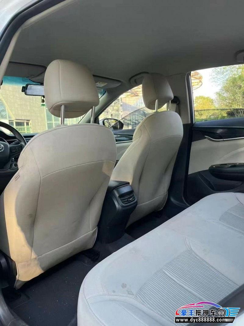 19年别克英朗轿车抵押车出售