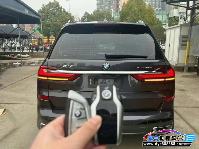 20年宝马X7轿车抵押车出售