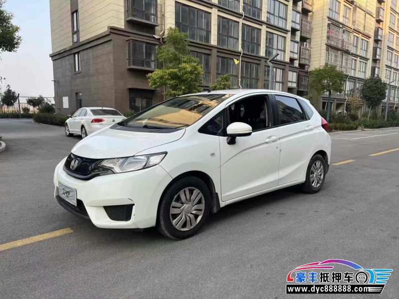 16年本田飞度轿车抵押车出售