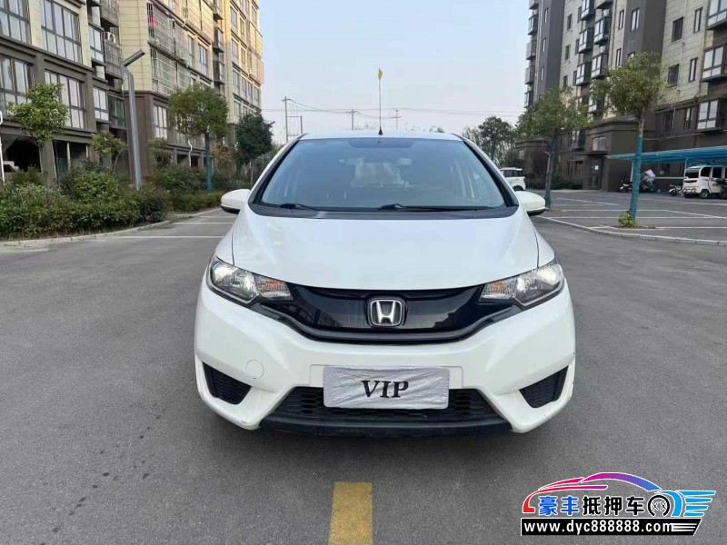 16年本田飞度轿车抵押车出售