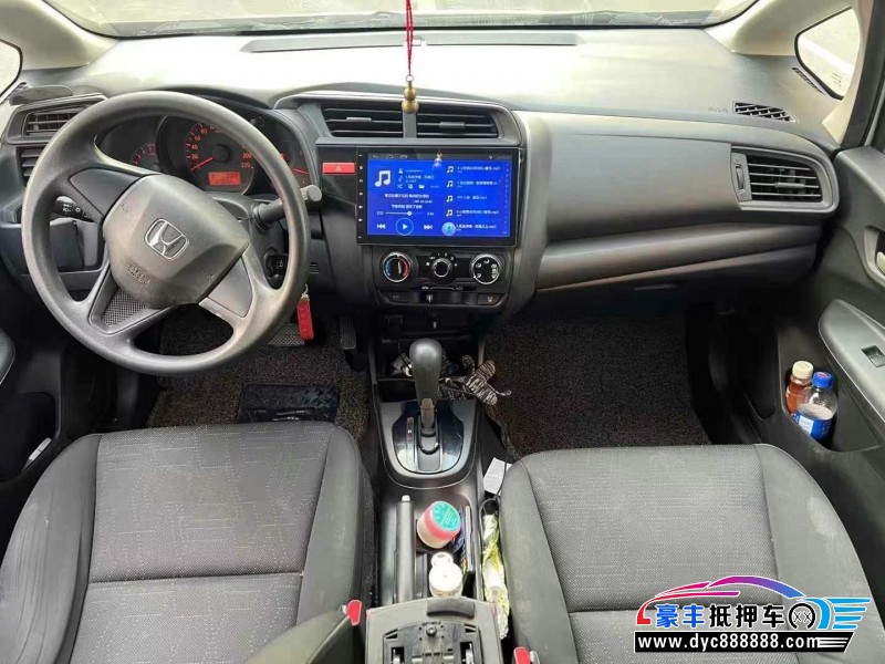 16年本田飞度轿车抵押车出售