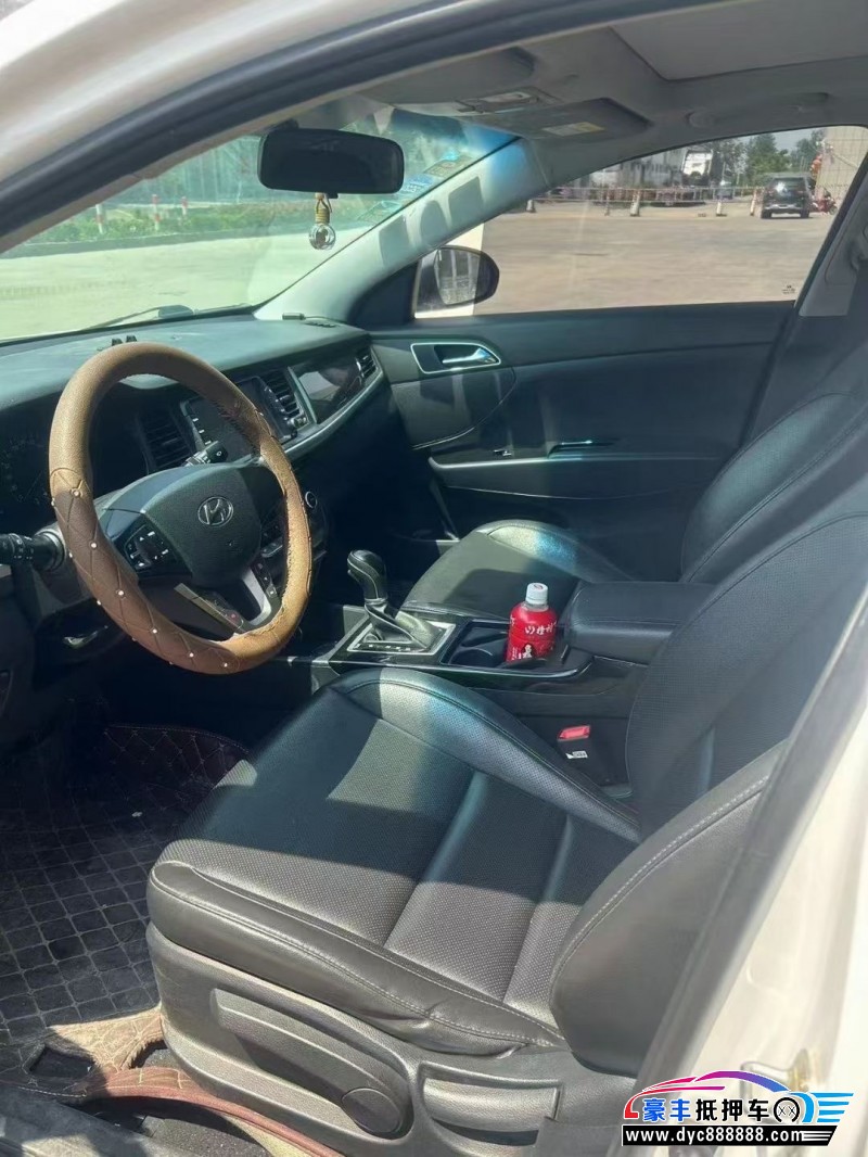 17年现代名图微面抵押车出售