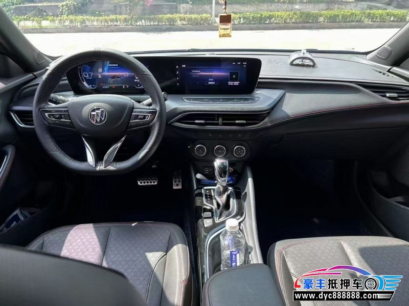 22年别克威朗轿车抵押车出售