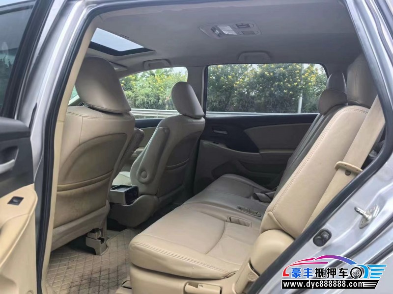 10年本田奥德赛轿车抵押车出售