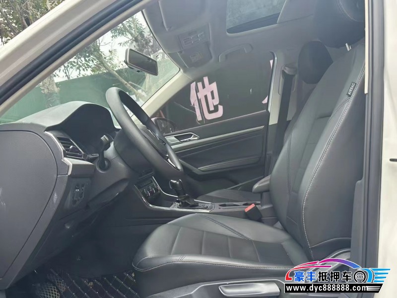 18年大众朗逸轿车抵押车出售