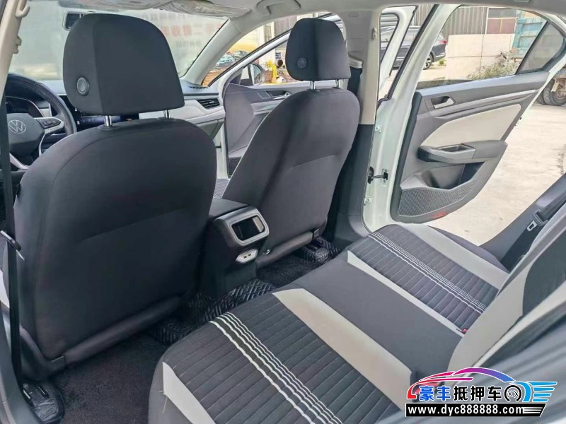 24年大众宝来轿车抵押车出售