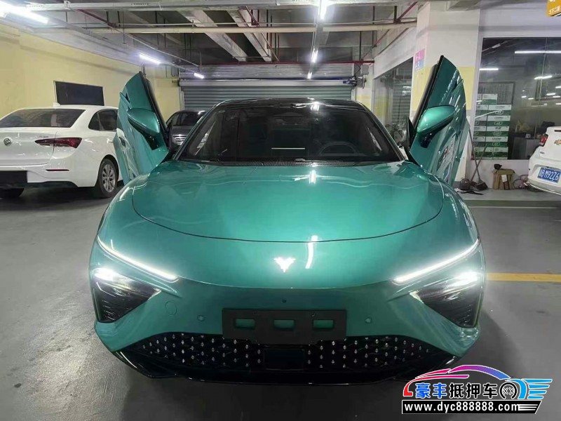 24年哪吒S轿车抵押车出售