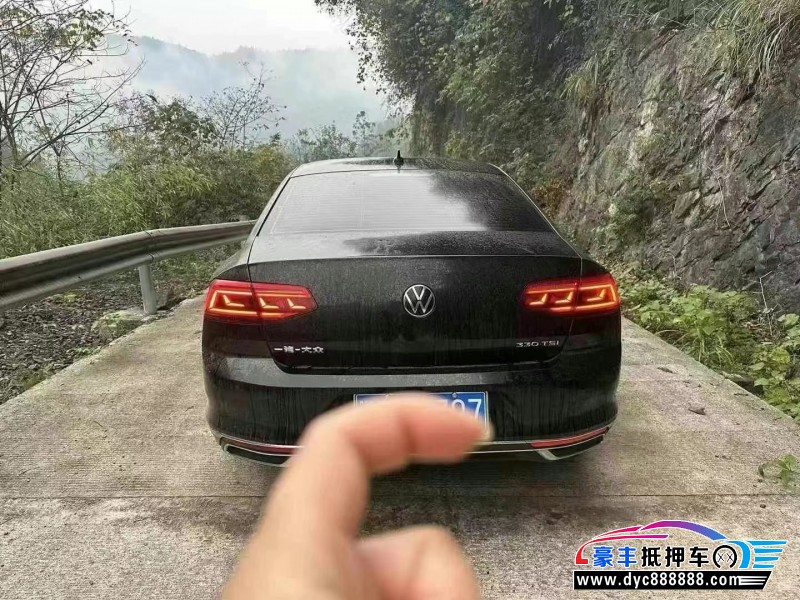 20年大众迈腾轿车抵押车出售