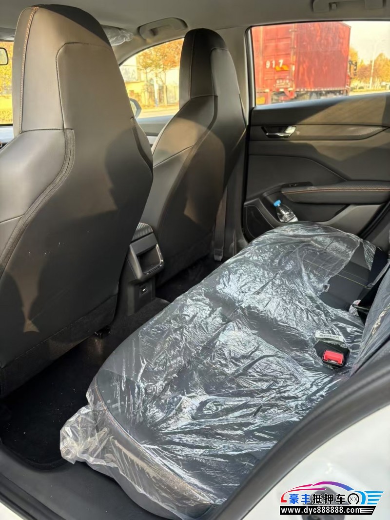 24年东风风神奕炫轿车抵押车出售