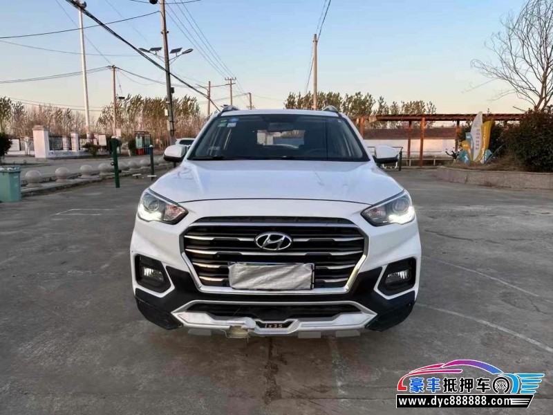 19年现代ix35轿车抵押车出售