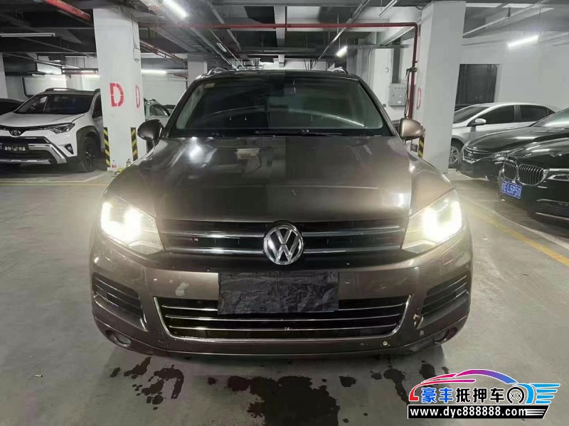 11年大众途锐轿车抵押车出售