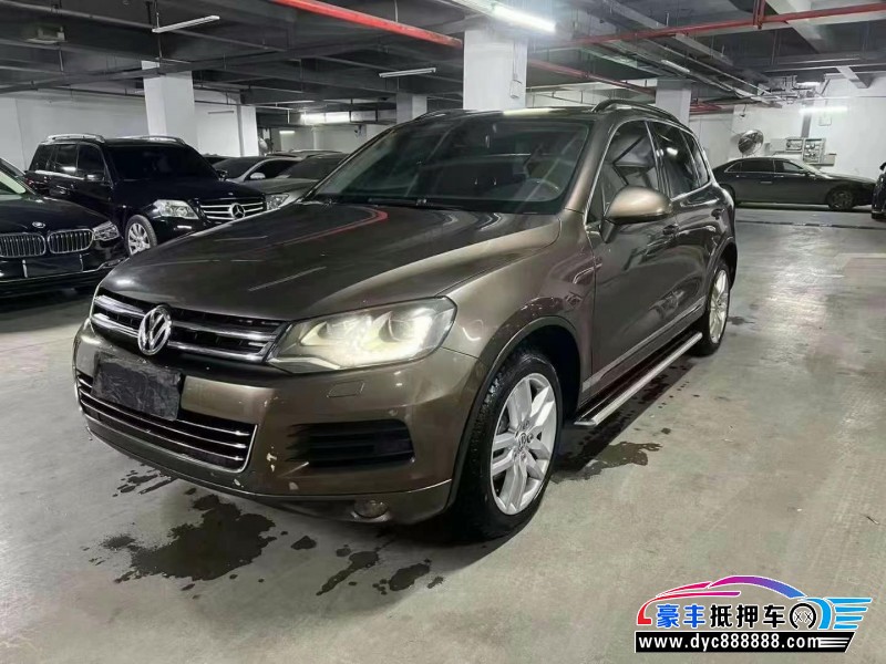 11年大众途锐轿车抵押车出售