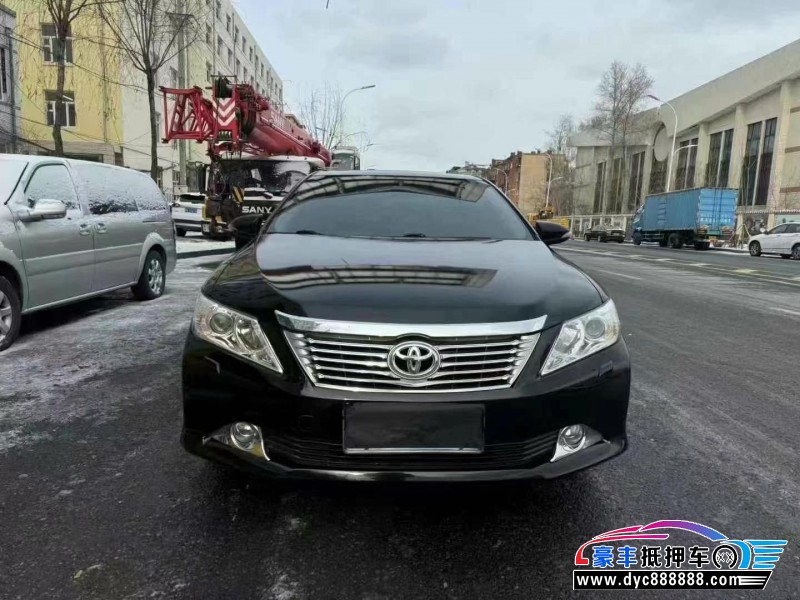 12年丰田凯美瑞轿车抵押车出售