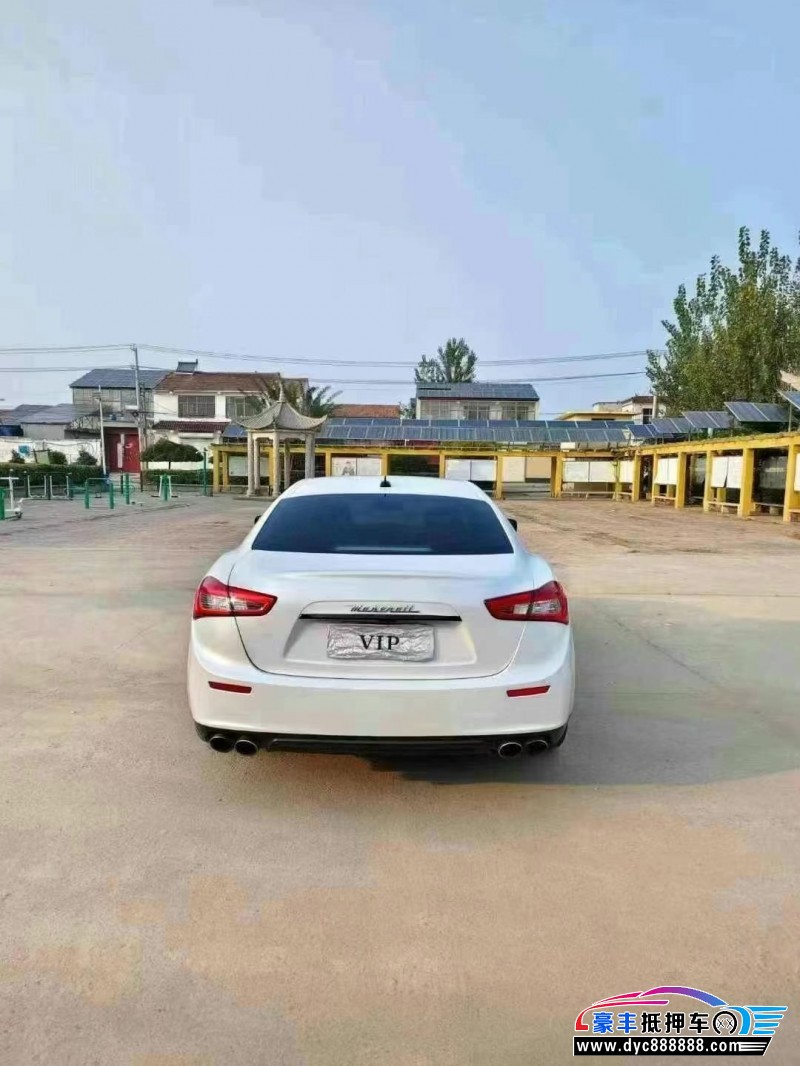 15年玛莎拉蒂Ghibli轿车抵押车出售