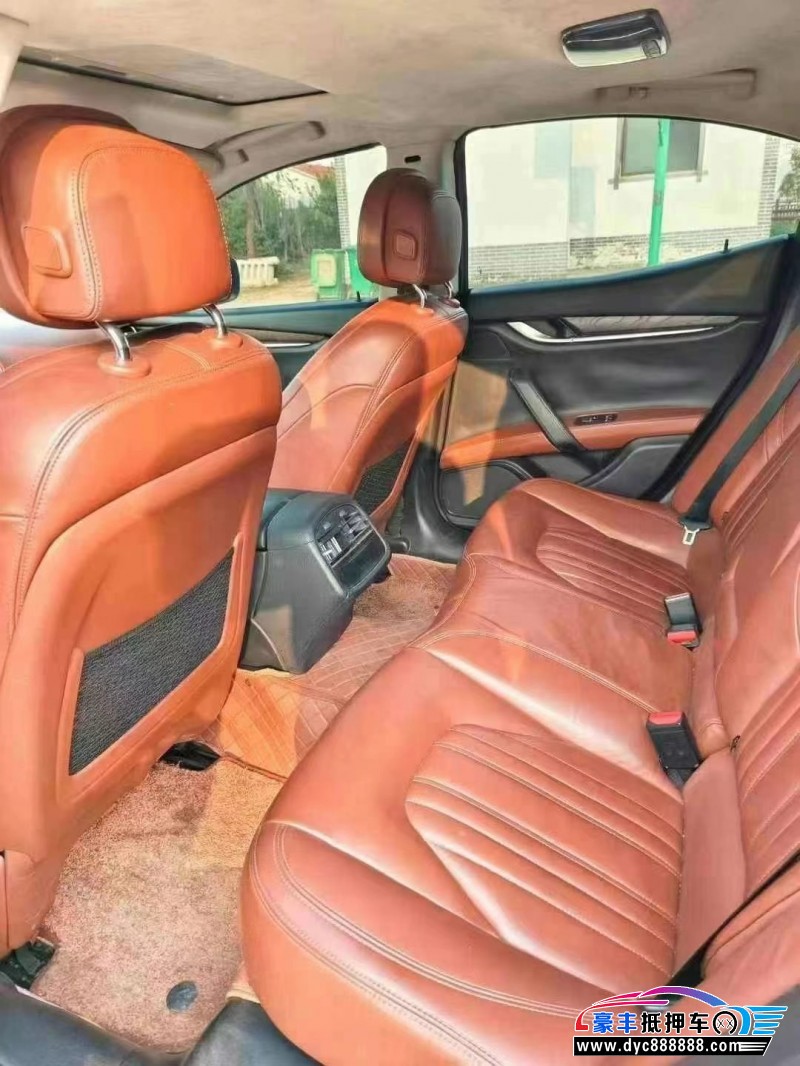 15年玛莎拉蒂Ghibli轿车抵押车出售