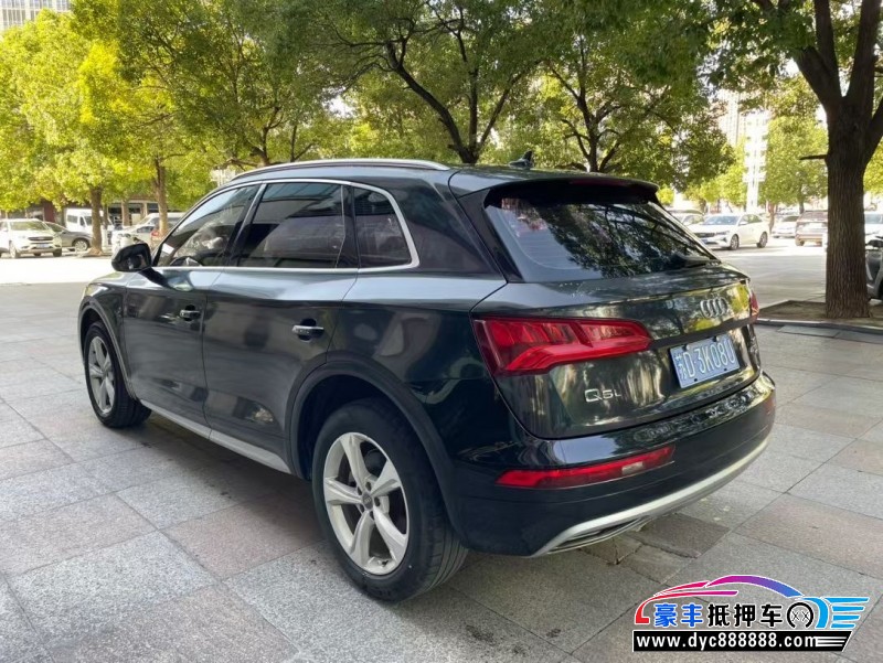 19年奥迪Q5轿车抵押车出售