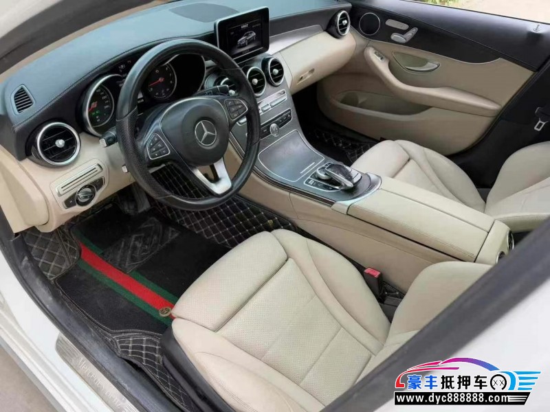 14年奔驰C轿车抵押车出售