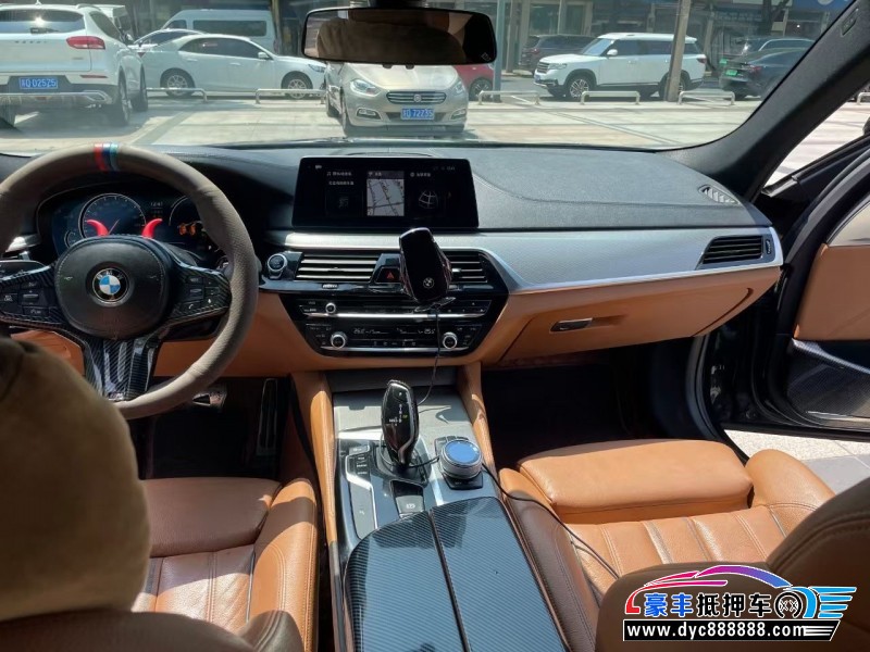 17年宝马5系轿车抵押车出售