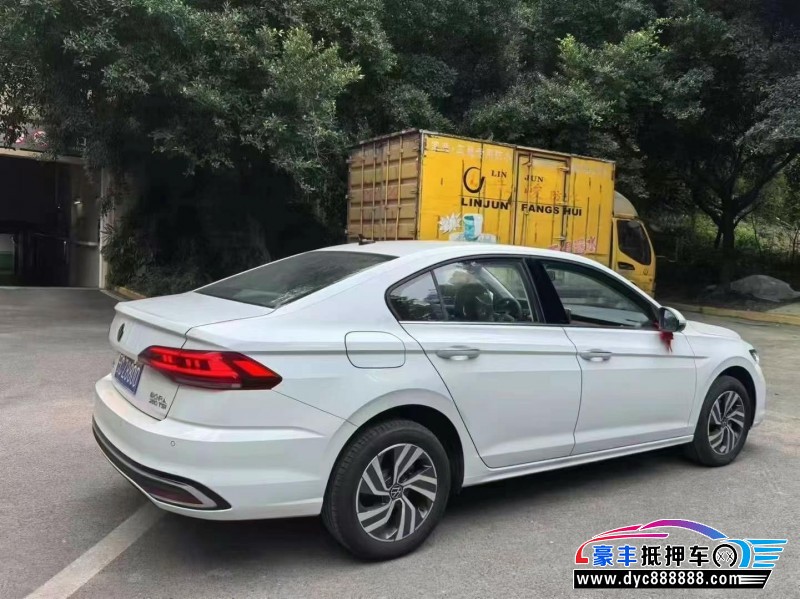 24年大众宝来轿车抵押车出售