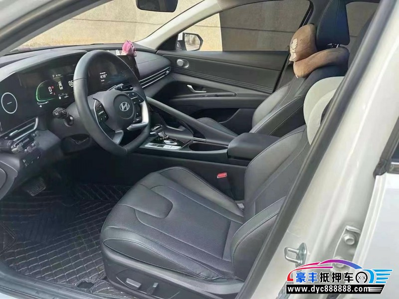 24年现代伊兰特轿车抵押车出售