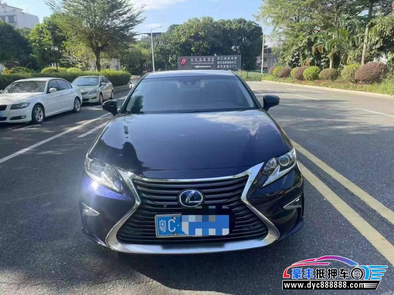 17年雷克萨斯ES轿车抵押车出售