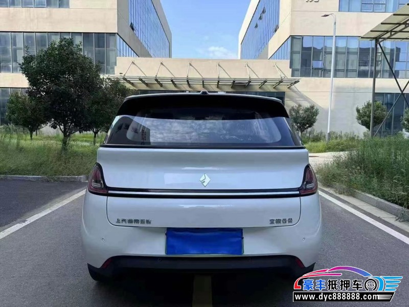 24年宝骏云朵轿车抵押车出售