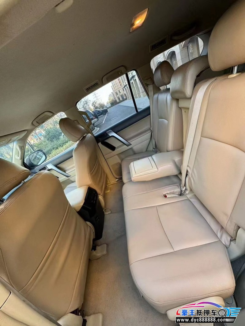 14年丰田普拉多（霸道）轿车抵押车出售