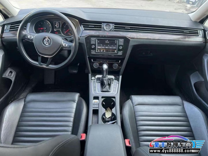 20年大众迈腾轿车抵押车出售