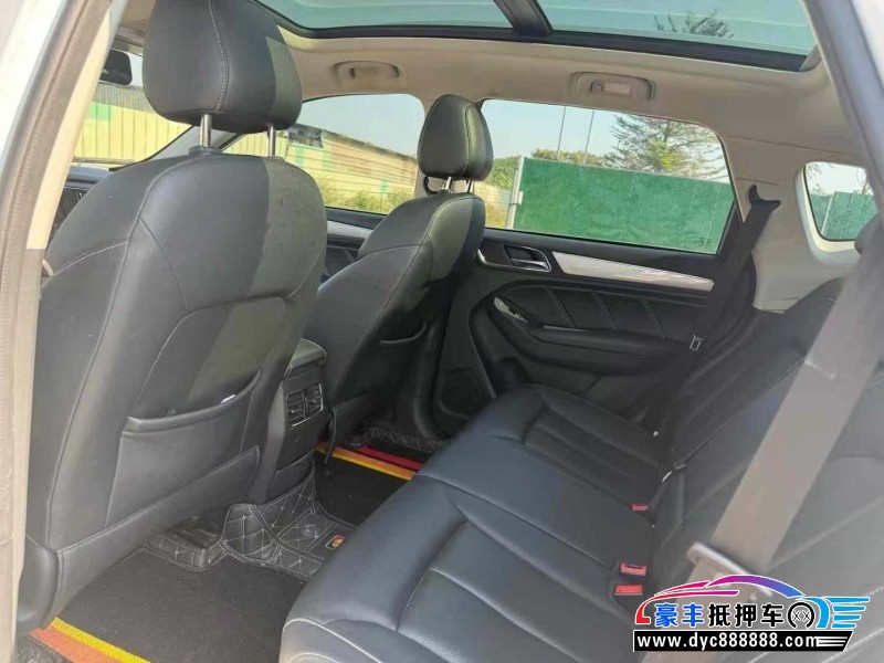 21年荣威RX5轿车抵押车出售