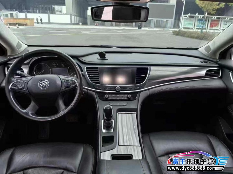 19年别克君越轿车抵押车出售