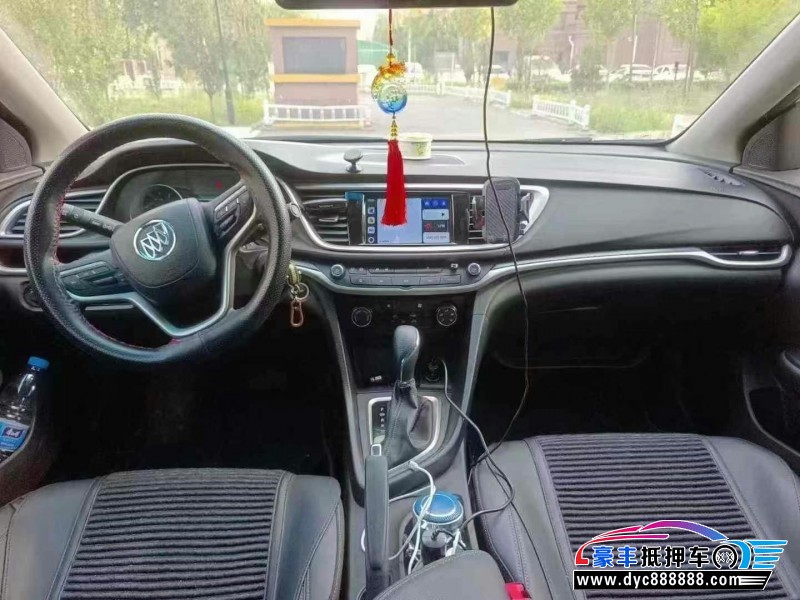 20年别克英朗轿车抵押车出售