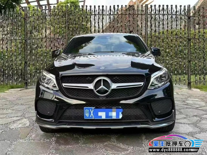 19年奔驰GLE轿车抵押车出售