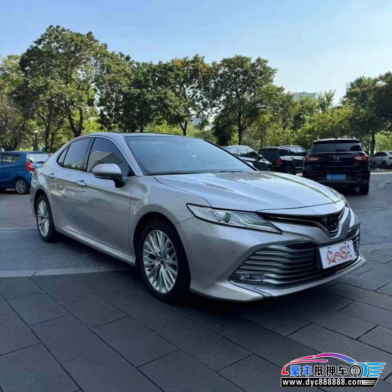 20年丰田凯美瑞轿车抵押车出售