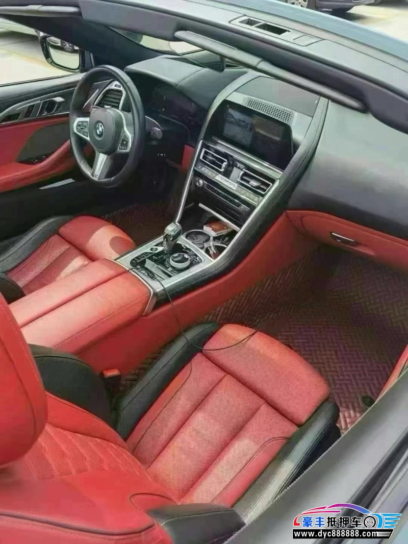 20年宝马8系轿车抵押车出售