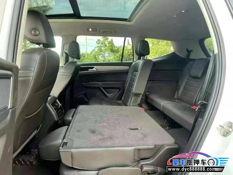 18年大众途昂轿车抵押车出售