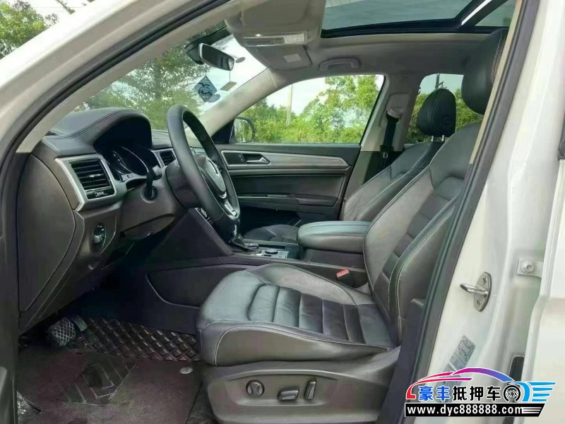 18年大众途昂轿车抵押车出售