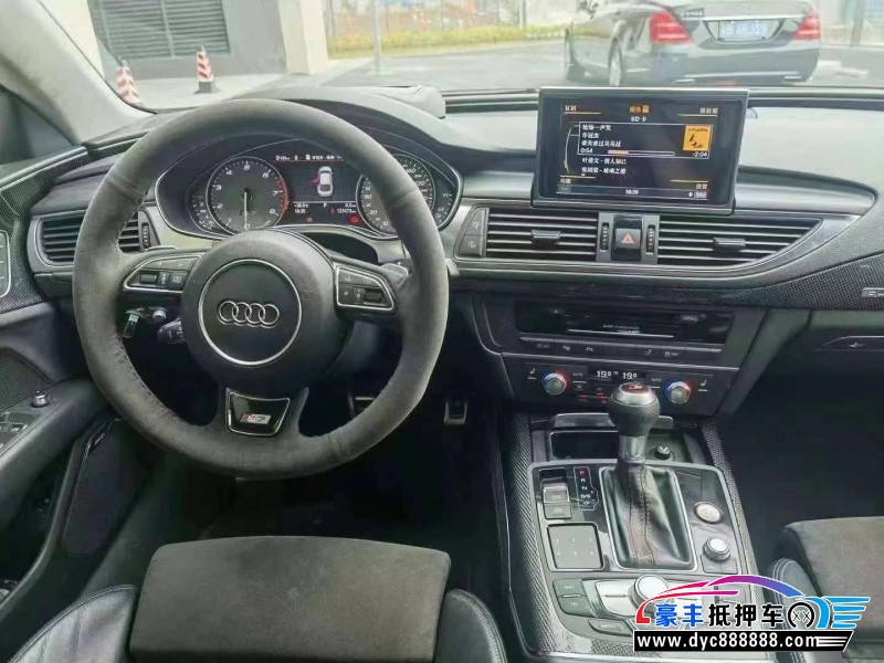 13年奥迪S7轿车抵押车出售