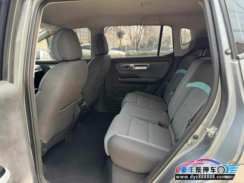 23年埃安Y70轿车抵押车出售