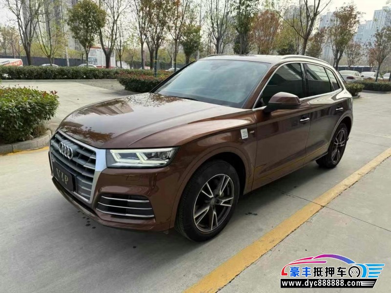 19年奥迪Q5轿车抵押车出售