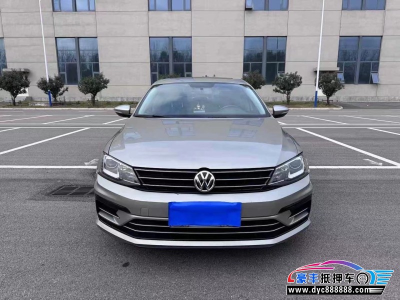 18年大众速腾轿车抵押车出售