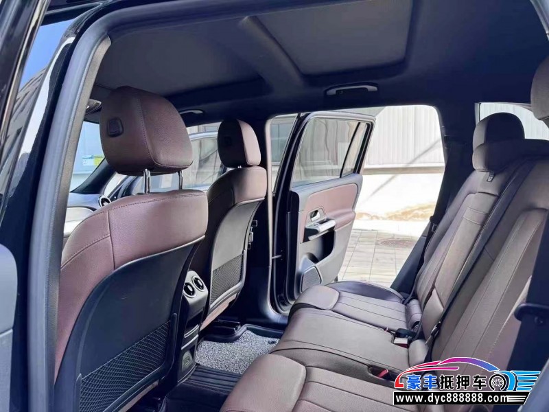 22年奔驰GLBSUV抵押车出售