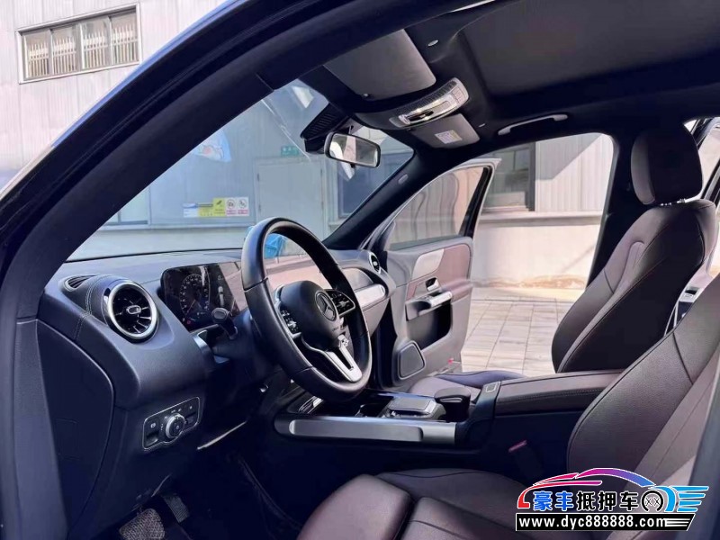 22年奔驰GLBSUV抵押车出售