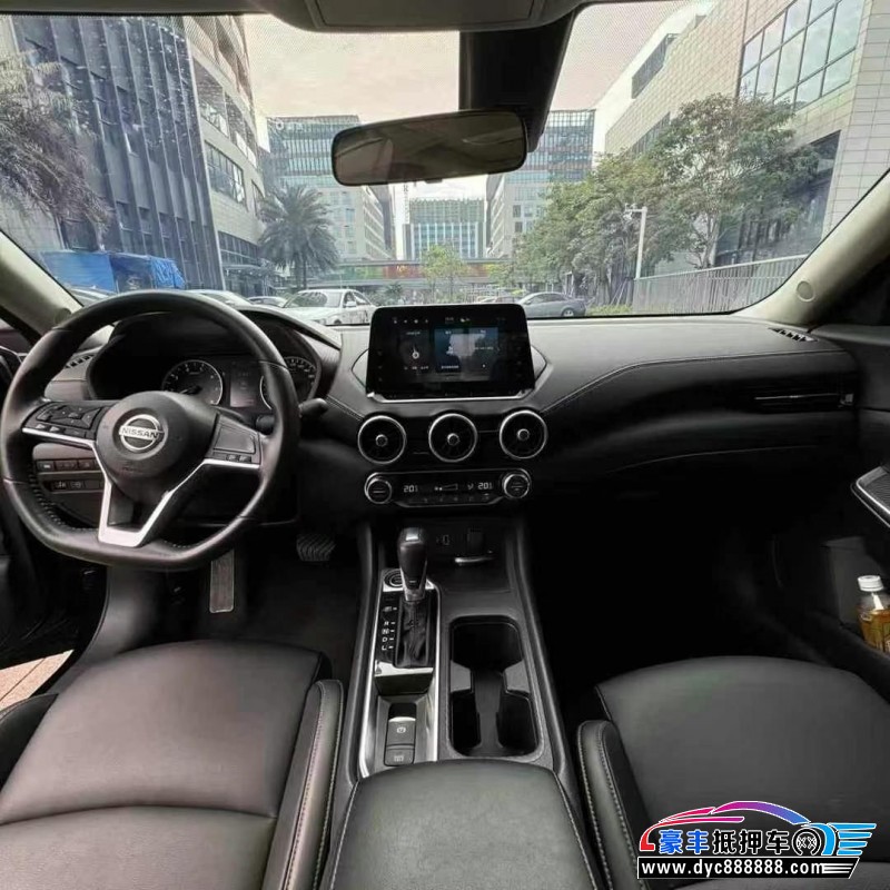 22年日产轩逸轿车抵押车出售