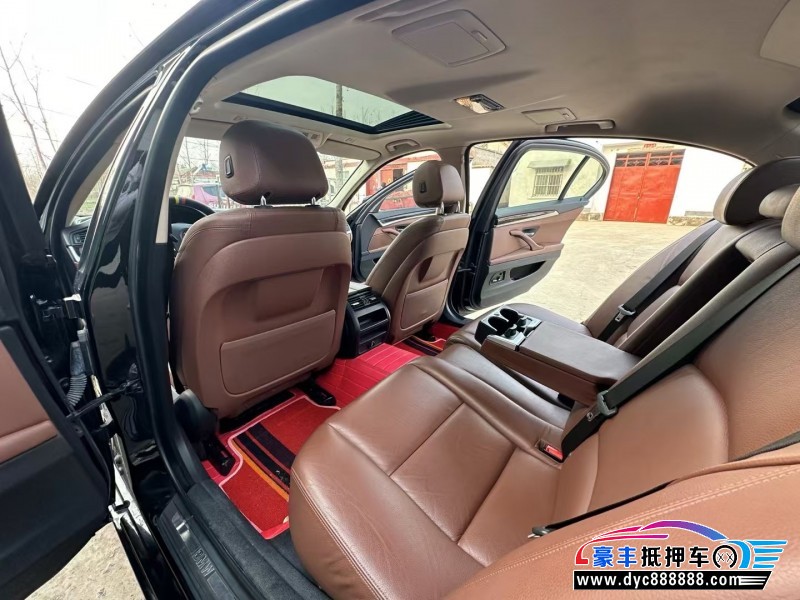 17年宝马5系轿车抵押车出售