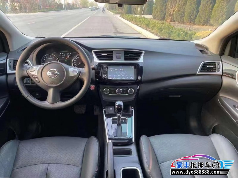 17年日产轩逸轿车抵押车出售