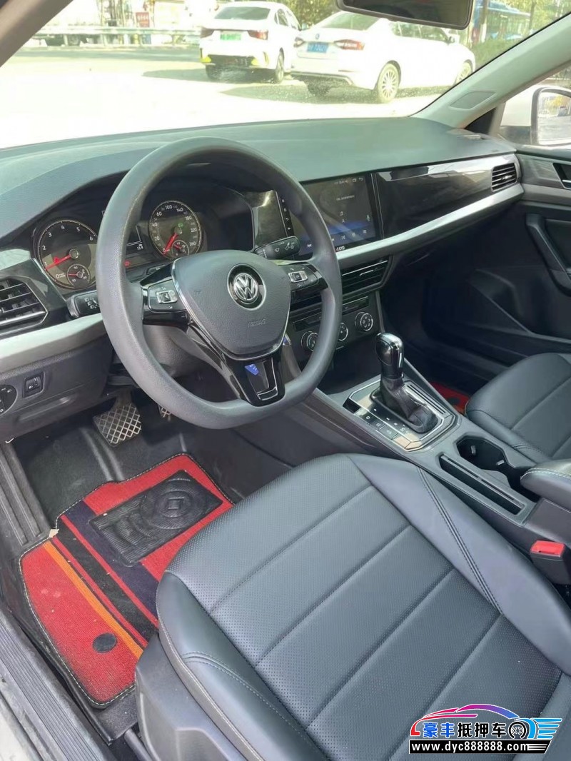 19年大众朗逸轿车抵押车出售