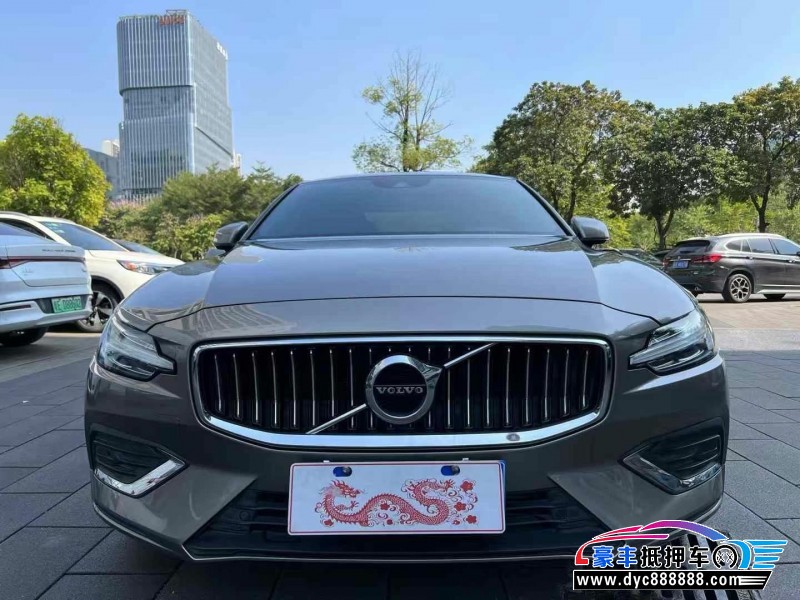 21年沃尔沃S60轿车抵押车出售